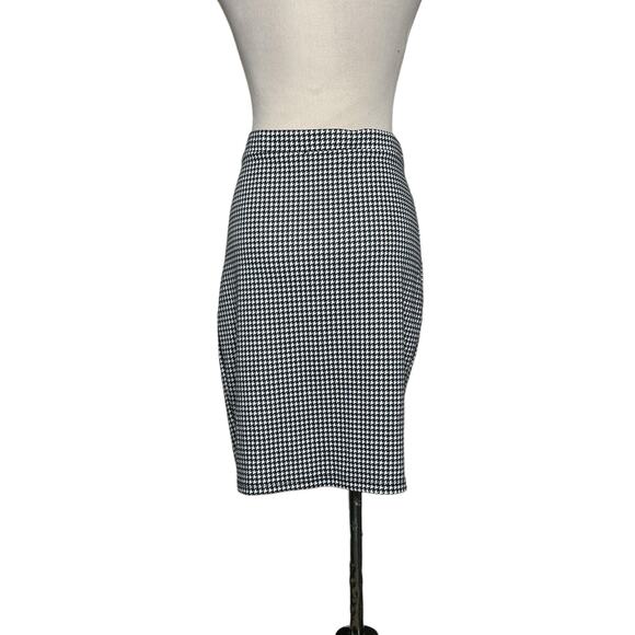 Ambiance Apparel black white houndstooth pull on mini skirt size M - Picture 10 of 13